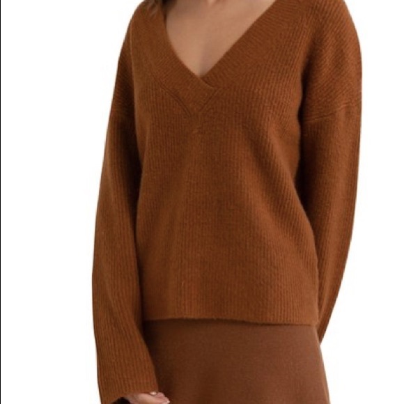 Modern Citizen Sweaters - Modern Citizen • Cozy V Neck Chestnut Sweater